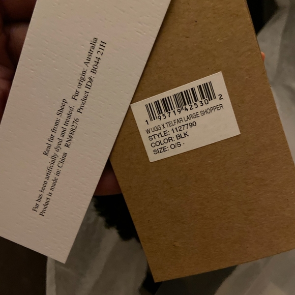 Telfar Ugg X large black suede unisex bag. - Picture 4 of 4